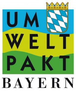 Logo für den Umweltpakt Bayern welchen Schornsteinfeger Ralf Gröbner mit angehört